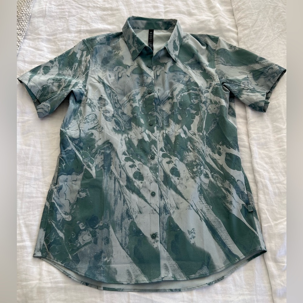 Lululemon Airing Easy Camp Short Sleeve